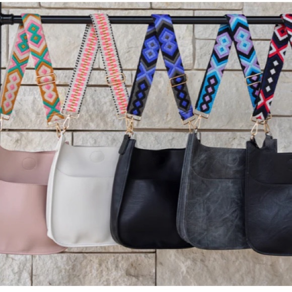 ah-dorned NYC Vegan Classic Messenger Handbag Large White ⭐️ NWT ⭐️ UNUSED 🎁 - Picture 14 of 14